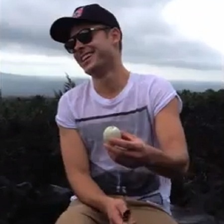 Zac Efron eats duck egg