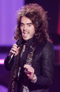 Russell Brand apologises for prank