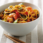 prawn and noodle stir fry with sweet chilli sauce