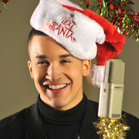 Jahmene Douglas stars in Asda's Text Santa campaign video
