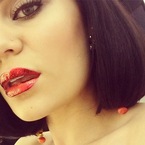 Jessie J does metallic red lips