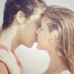 The dynamics of the 'perfect kiss' 