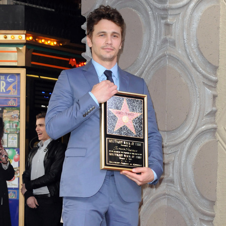   Hollywood Walk Fame on James Franco Honoured On Hollywood Walk Of Fame   Celebs