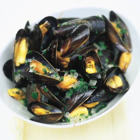 Moules a la mariniere by Jamie Oliver