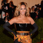 Beyoncé at 2013 met ball