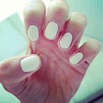 Jessie J short white nails