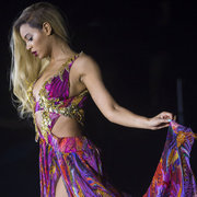 Beyoncé curves removed from new Roberto Cavalli photo