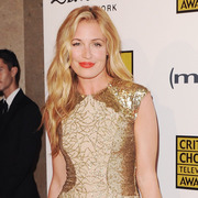 Cat Deeley wears Monique Lhuillier at 2013 Critics' Choice Television Awards
