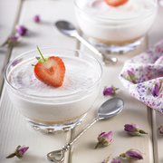 Strawberry and Rose Mousse Cheesecake Pots