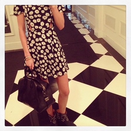 Miranda Kerr wears Topshop daisy dress