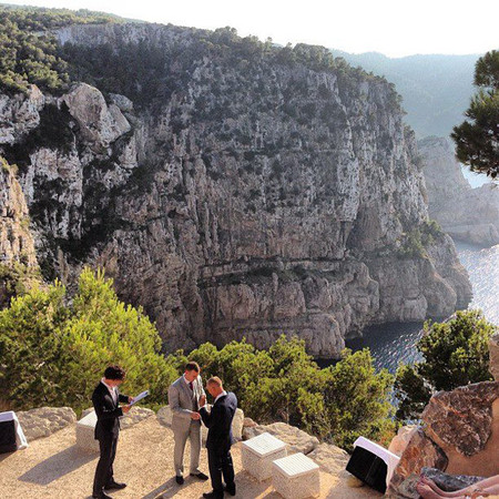 Benedict Cumberpatch in wedding