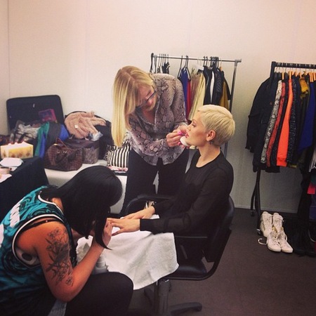 Jessie J backstage beauty at iTunes Festival 2013