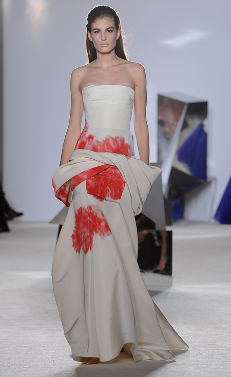 Designer wedding dress ideas from Couture fashion week - Valli - modern wedding dress - Fashion and weddings - trends - handbag.com