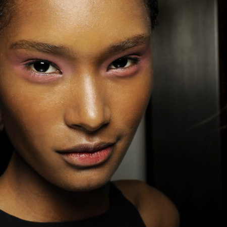 pink eye shadow at jonathan saunders london fashion week show - how to wear pink makeup trend - handbag.com