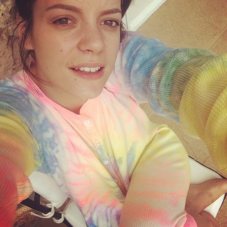 No makeup celebrity selfies