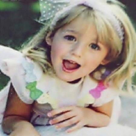Blake Lively - awkward childhood photos - stylish celebrities - baby feature - baby news - handbag.com