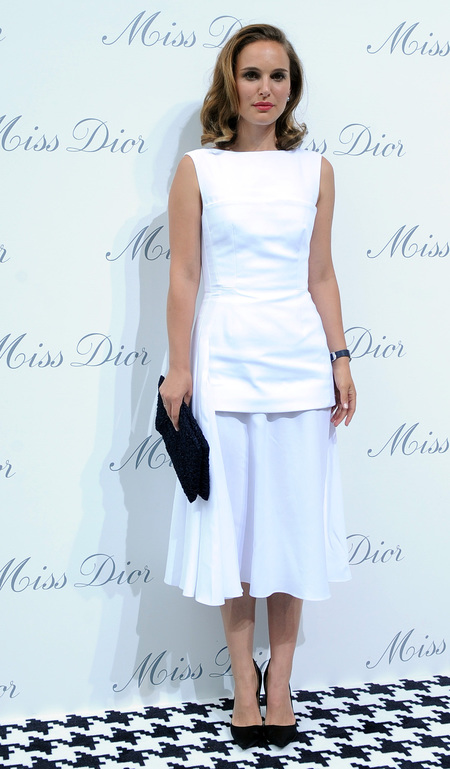 How to wear the white trend