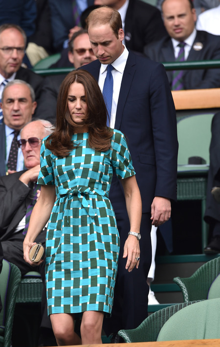 Victoria and David Beckham at the Wimbledon tennis finals - men's wimbledon finals - victoria beckham style - david beckham pictures - handbag.com