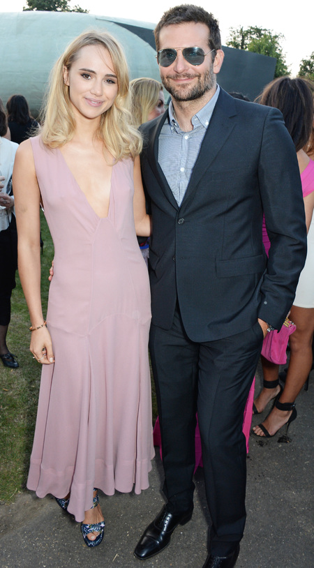 bradley cooper-suki waterhouse-pink burberry dress-celebrity cuples-serpentine gallery summer party 2014-celebrity fashion-handbag.com