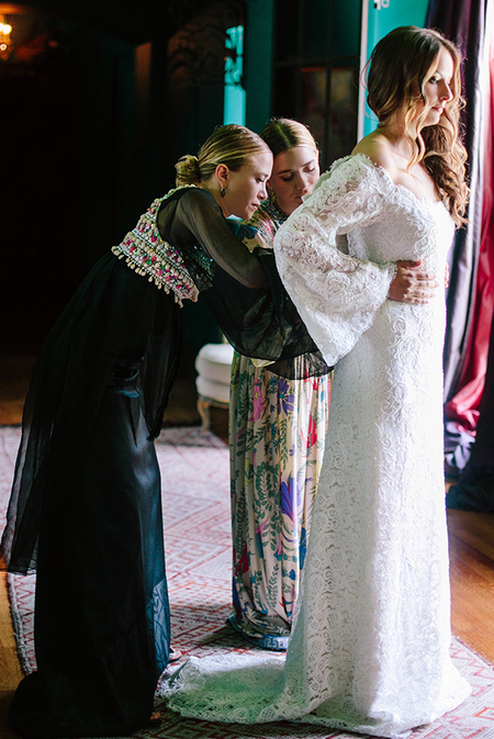Mary Kate and Ashley olsen design wedding dress for friend - shopping news - shopping bag - handbag.com